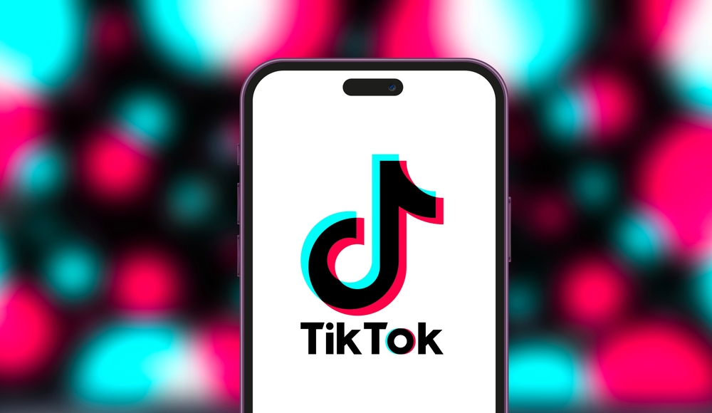 TikTok Sale Stalled Again as US Investors Wait for Clarity