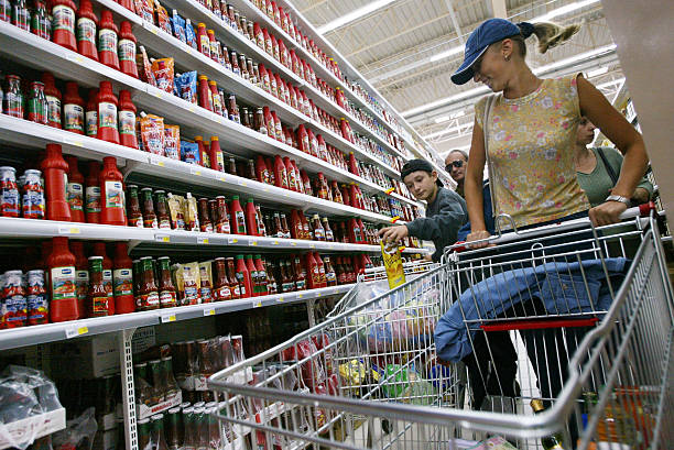 The Cost of War: Russian Families Face a Surge in Food Prices