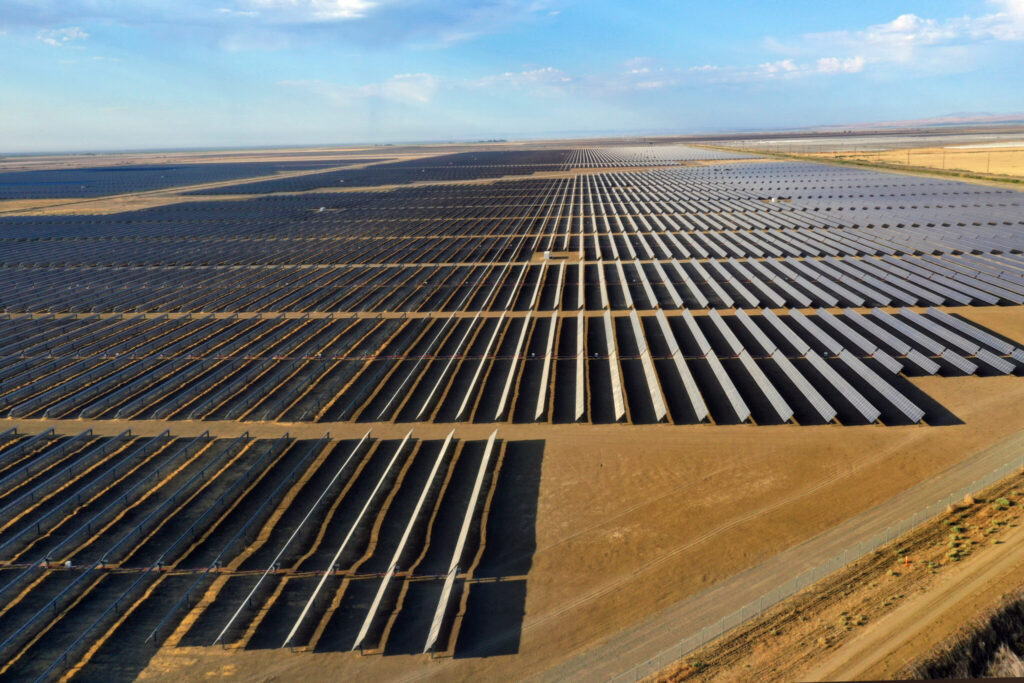 U.S. Solar Costs Drop, Renewables Surge U.S. Solar Costs Drop, Renewables Surge